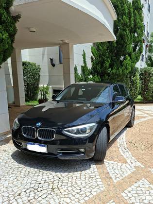 BMW 120i 2.0 16V SPORT GP ACTIVEFLEX 4P AUTOMÁTICO BMW 120i 2.0 16V SPORT GP ACTIVEFLEX 4P AUTOMÁTICO